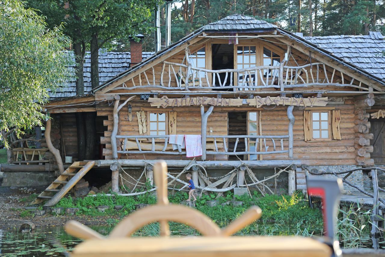 Aghrousadba Zapovednyi Ostrov Otel Sho Dış mekan fotoğraf