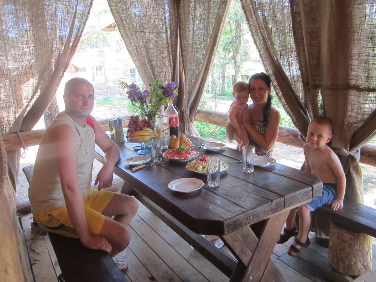 Aghrousadba Zapovednyi Ostrov Otel Sho Dış mekan fotoğraf