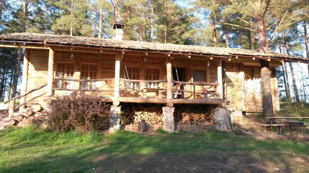 Aghrousadba Zapovednyi Ostrov Otel Sho Dış mekan fotoğraf